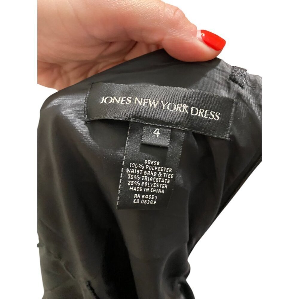 Black Halter Dress Size 4 - Picture 6 of 7